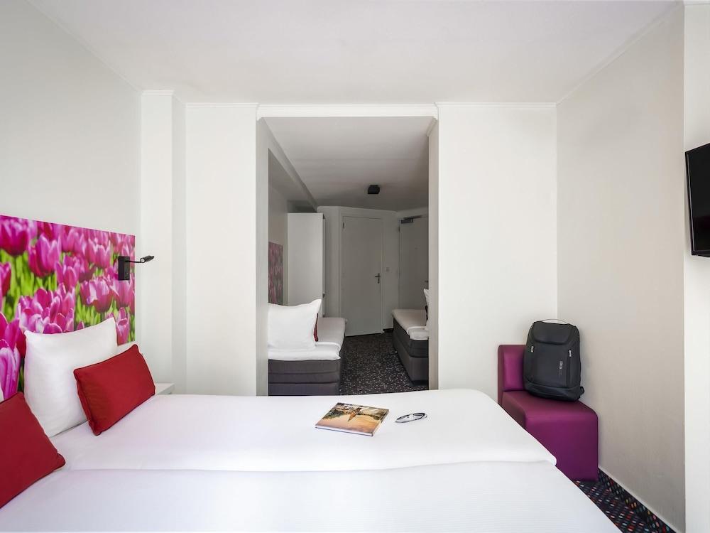 Ibis Styles Amsterdam City - Tap to explore photos