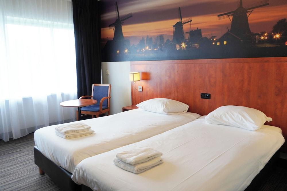 Westlake Hotels Amsterdam Room Type - Comfort Room, 2 Twin Beds
