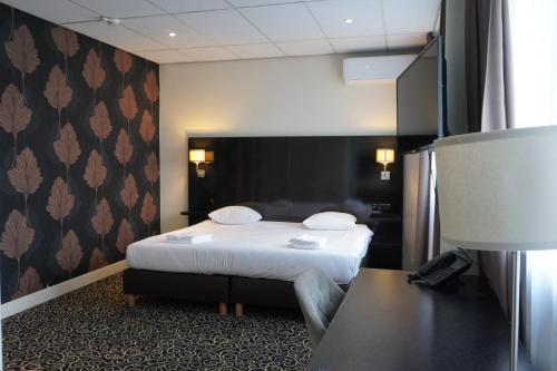 Westlake Hotels Amsterdam - Tap to explore photos