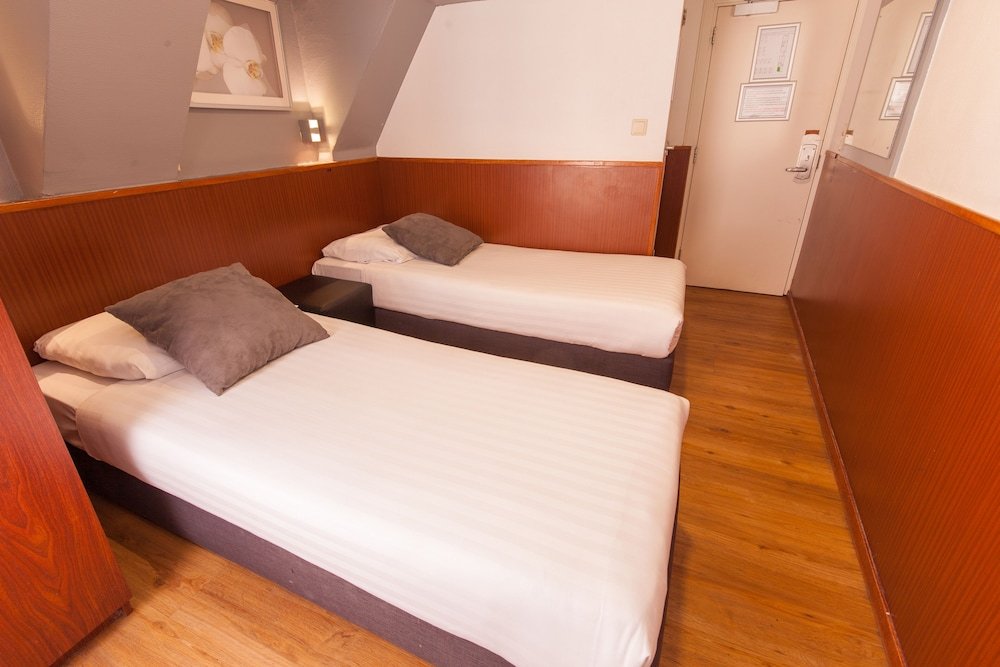 Travel Hotel Amsterdam Room Type - Twin Room