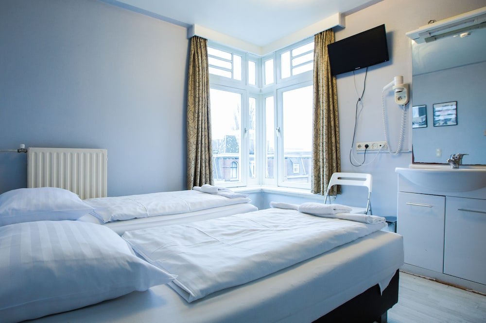 Trianon Hotel Room Type - Classic Room, 2 Twin Beds