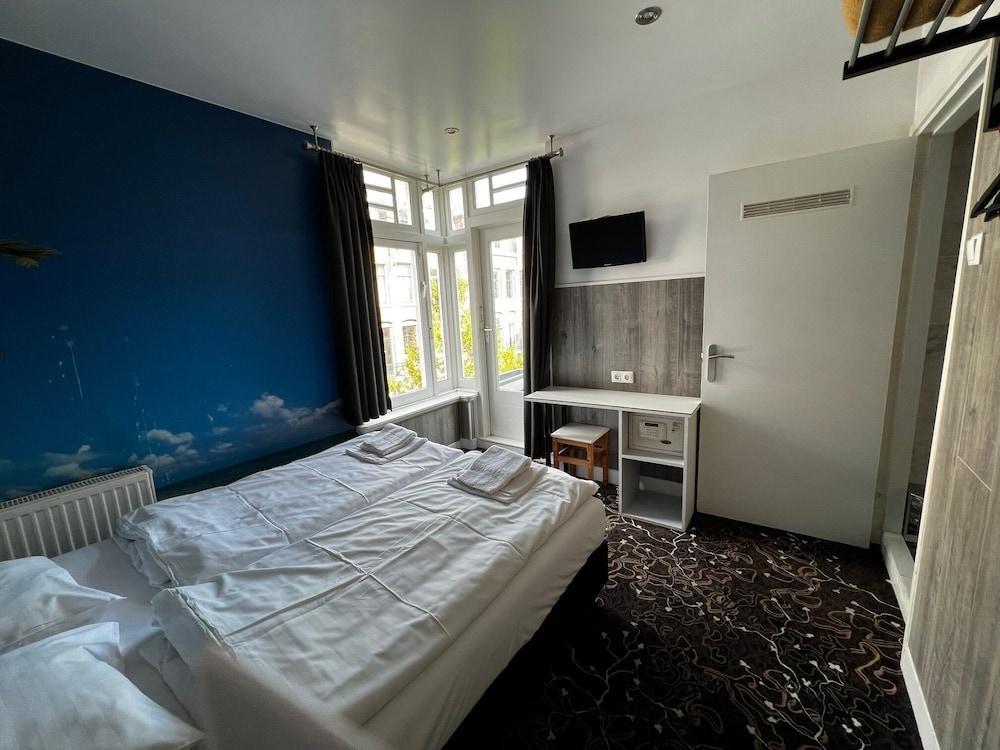 Trianon Hotel Room Type - Classic Double Room, 1 Double Bed