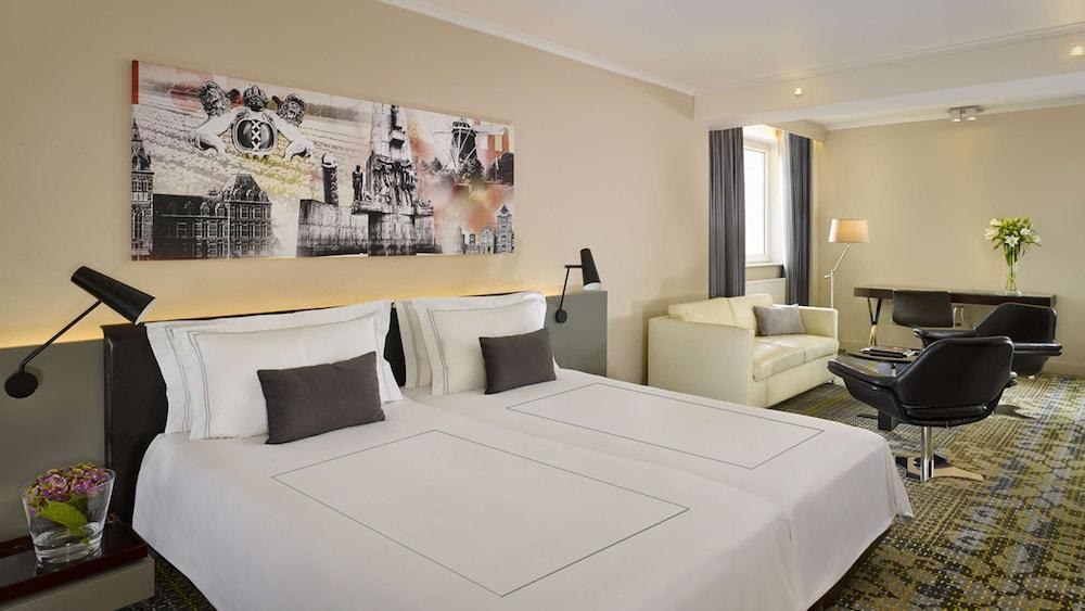 Park Plaza Victoria Amsterdam Room Type - Executive Room-2 Twins