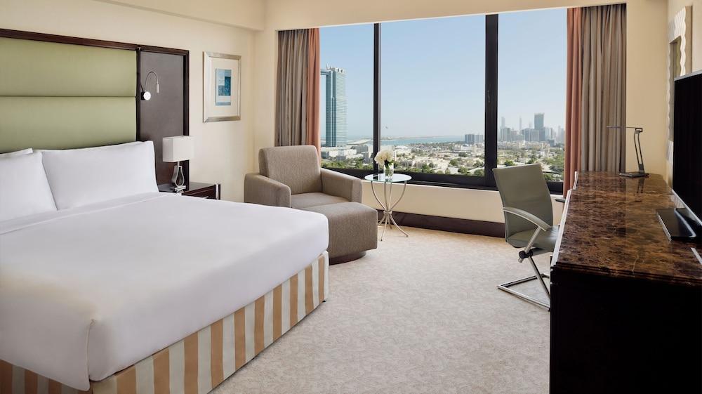 InterContinental ABU DHABI Room Type - 1 Bedroom Suite Sea View InterContinental ABU DHABI Room Type - 1 Bedroom Suite Sea View