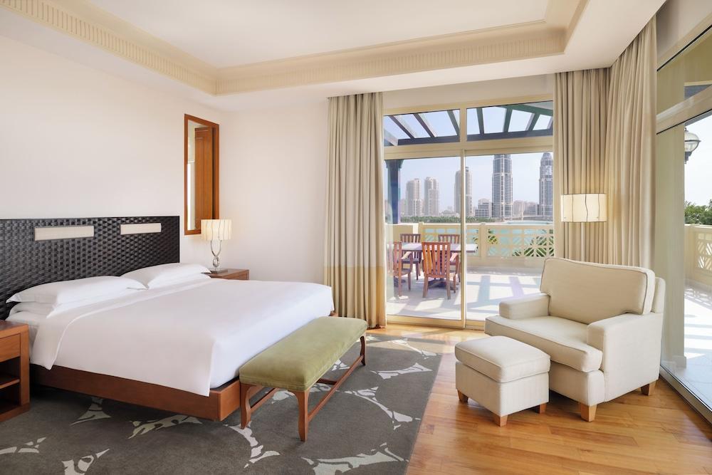 Grand Hyatt Doha Hotel and Villas Room Type - Al Mirqab Suite