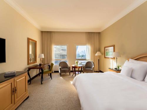 Mövenpick Hotel Doha Room Type - Deluxe King Room