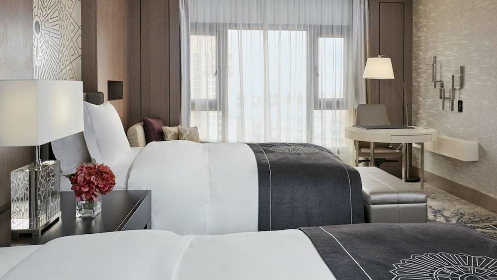 InterContinental Doha, an IHG Hotel Room Type - 2 Twin Classic Club Lounge Access City View InterContinental Doha, an IHG Hotel Room Type - 2 Twin Classic Club Lounge Access City View