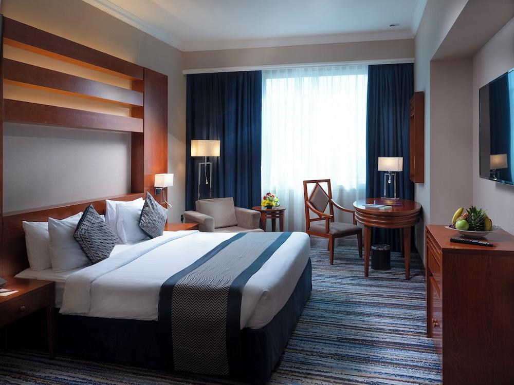 Retaj Al Rayyan Hotel Room Type - Deluxe Single Room, Sea View