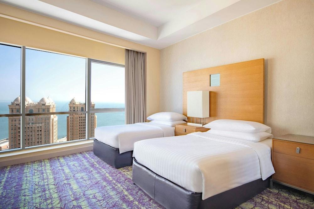 Qabila Westbay Hotel by Marriott Room Type - Panoramic Room, 2 Twin Beds, Sea View