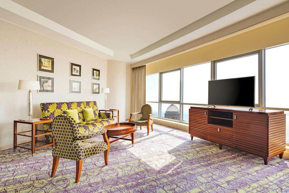 Qabila Westbay Hotel by Marriott Room Type - Executive Suite, 1 King Bed, Smoking, Sea View Qabila Westbay Hotel by Marriott Room Type - Executive Suite, 1 King Bed, Smoking, Sea View