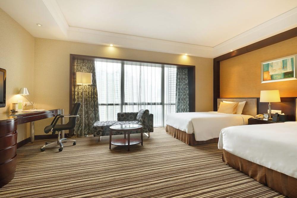 Leeden Hotel Guangzhou - Tap to explore photos
