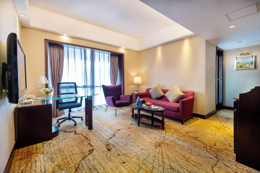 Leeden Hotel Guangzhou Room Type - Executive Suite