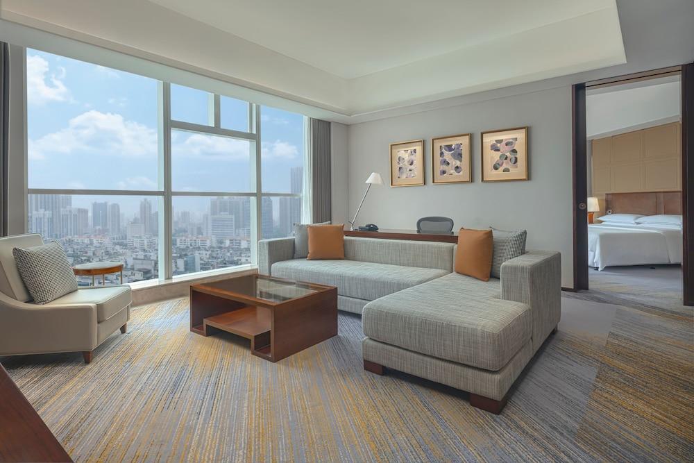 Sheraton Guangzhou Hotel Room Type - Apartment Suite, Club lounge access, 1 Bedroom Suite, 1 King Sheraton Guangzhou Hotel Room Type - Apartment Suite, Club lounge access, 1 Bedroom Suite, 1 King