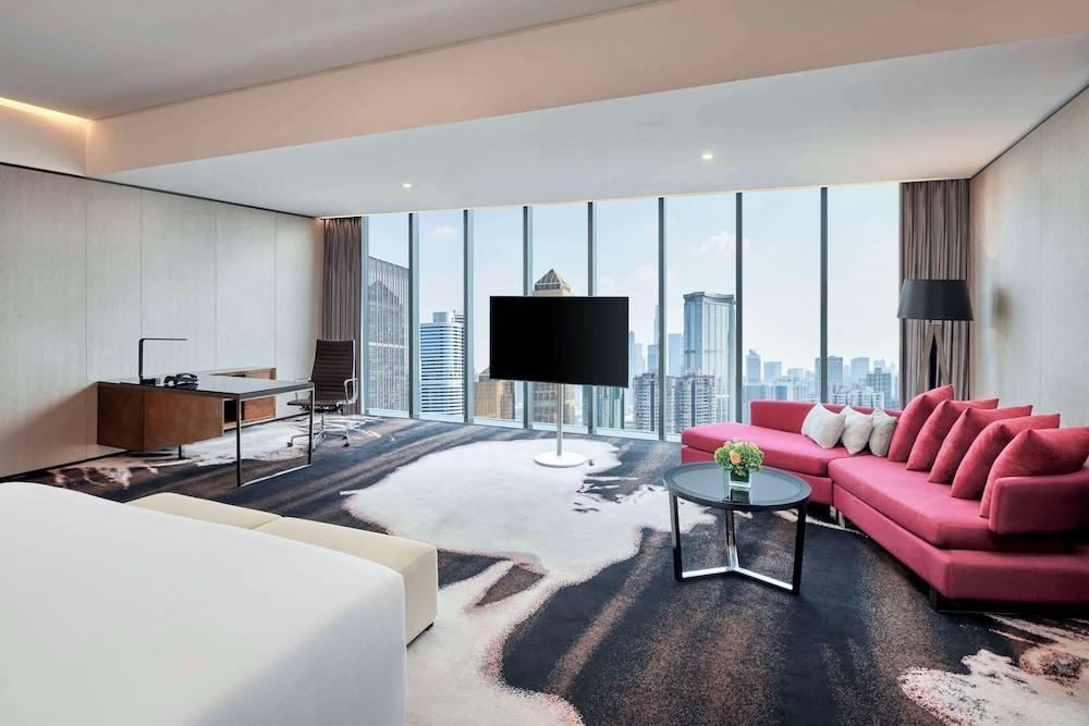 Hilton Guangzhou Tianhe - Tap to explore photos