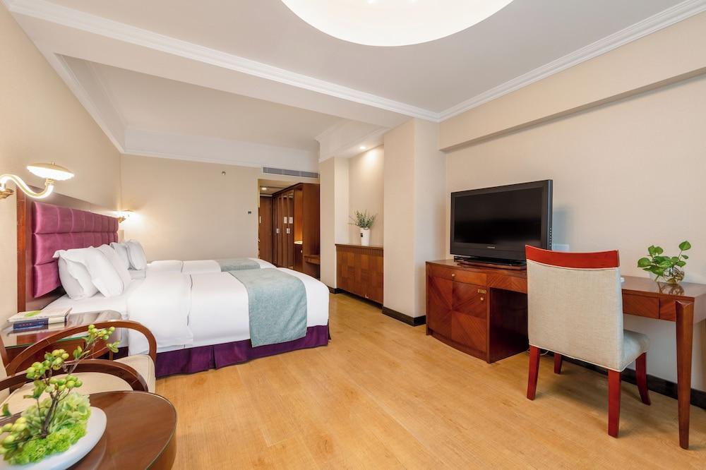 Haijun Hotel Room Type - Superior Twin Room, River View