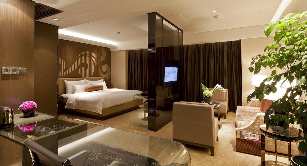 Baiyun Hotel Guangzhou Room Type - Grand Double Room
