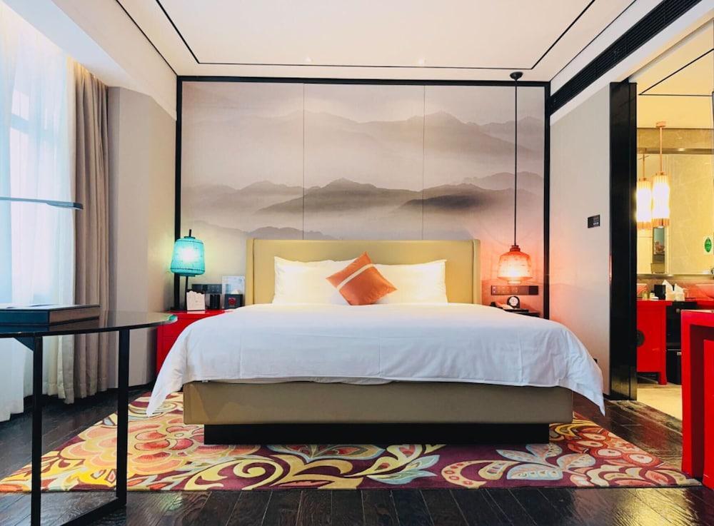 Baiyun Hotel Guangzhou Room Type - Sweet Dream Grand Double Room