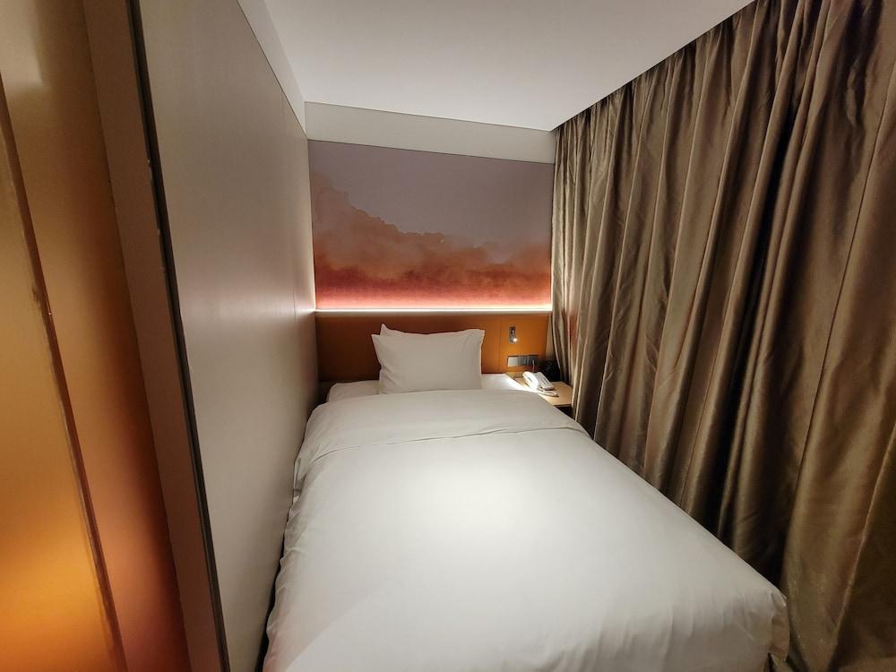Baiyun City Hotel Room Type - Comfort Room(1 Double Bed)