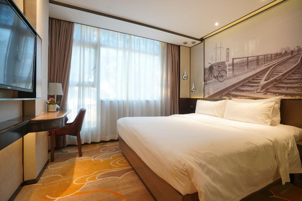Baiyun City Hotel Room Type - Deluxe Thematic King Room