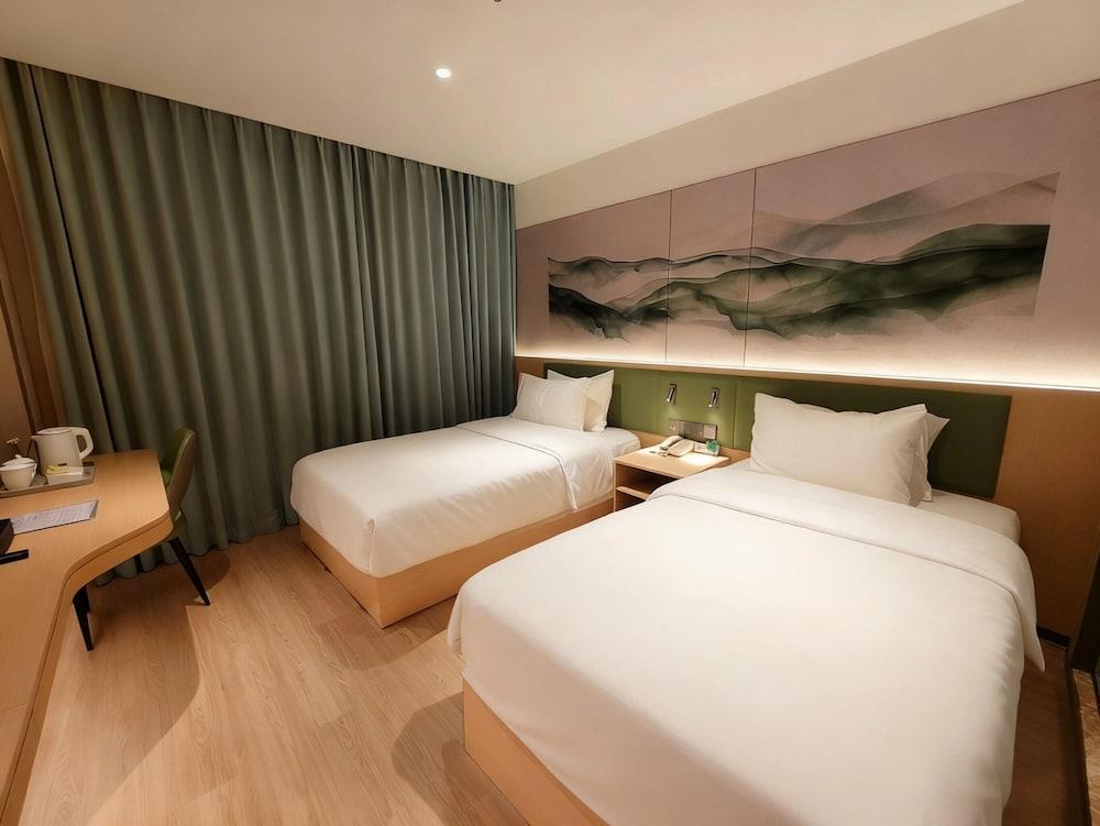 Baiyun City Hotel Room Type - Superior Twin Room