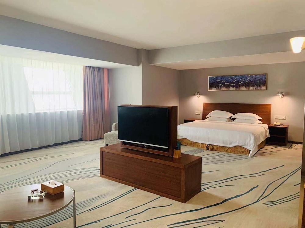 Days Inn Guangzhou - Tap to explore photos