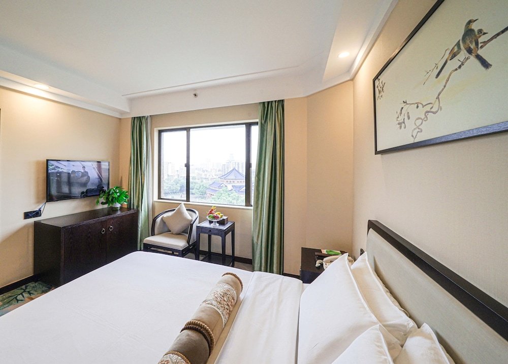 Guangdong Hotel-Free Shuttle & Registration Counter Service during Canton Fair - Tap to explore photos