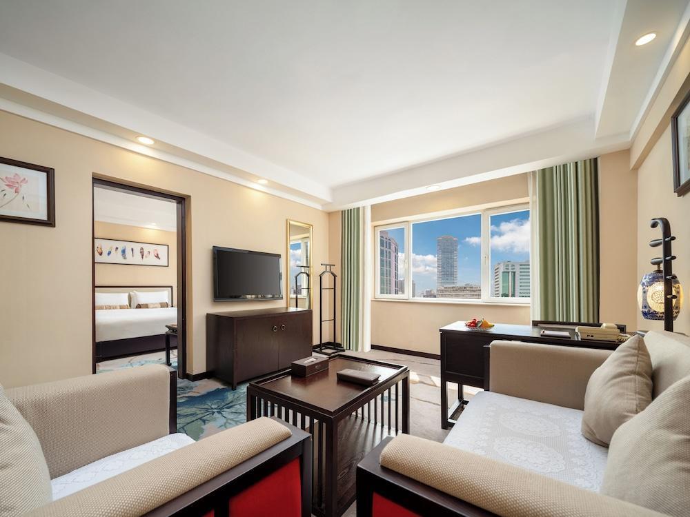 Guangdong Hotel Room Type - Economy Suite