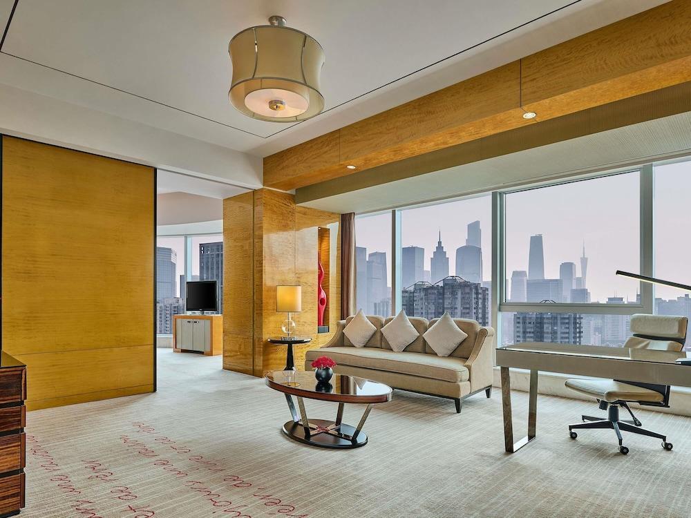 Sofitel Guangzhou Sunrich Room Type - Comfort Suite (Artist)