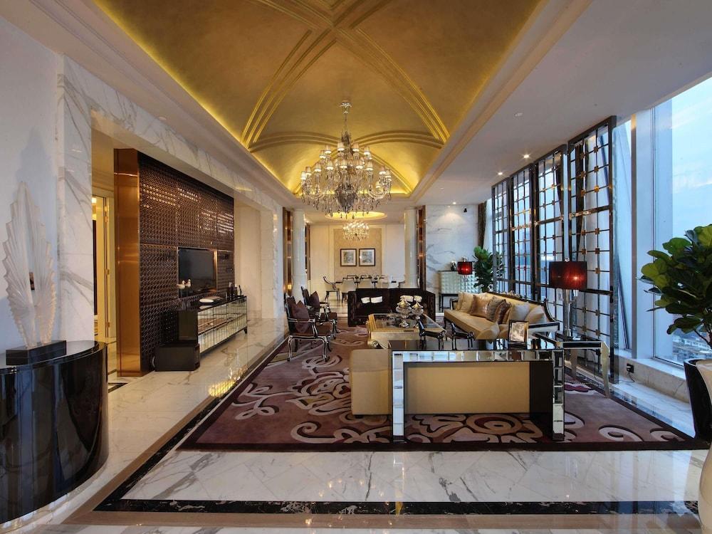 Sofitel Guangzhou Sunrich Room Type - Presidential Suite, 1 King Bed