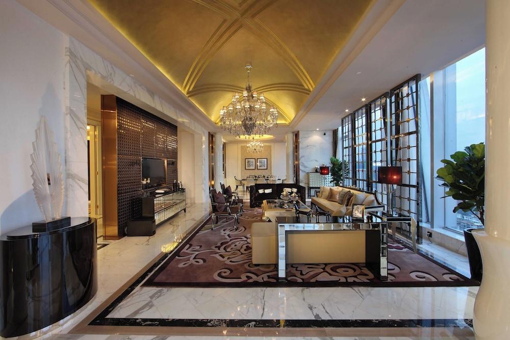 Sofitel Guangzhou Sunrich - Tap to explore photos