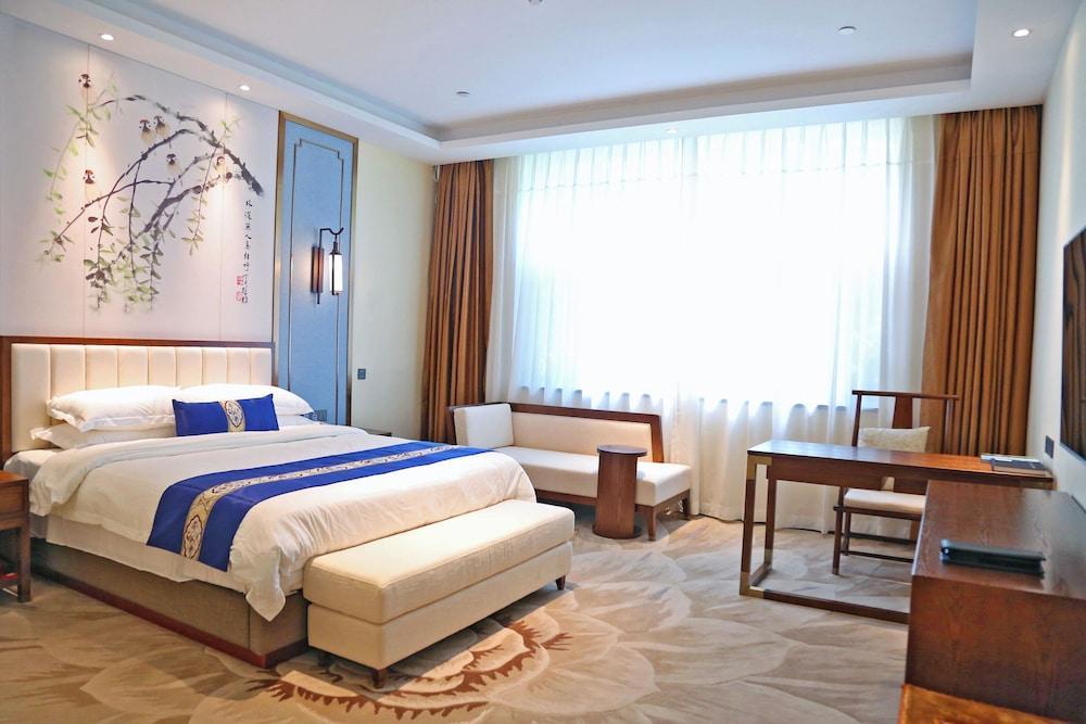 Guangdong Yingbin Hotel Room Type - Executive Double Room