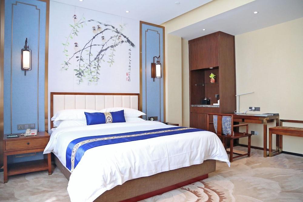 Guangdong Yingbin Hotel Room Type - Classic Double Room