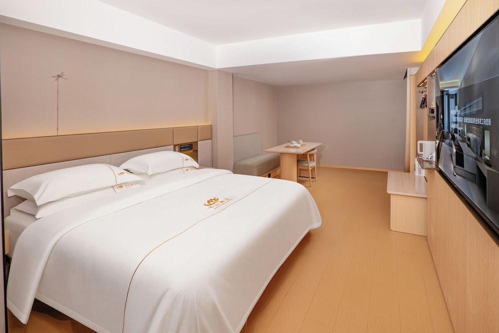 Junshan Hotel Room Type - Honeymoon Double Room