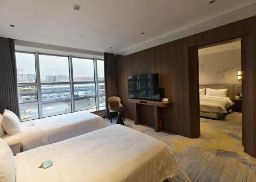 Liuhua Hotel Room Type - Triple Room