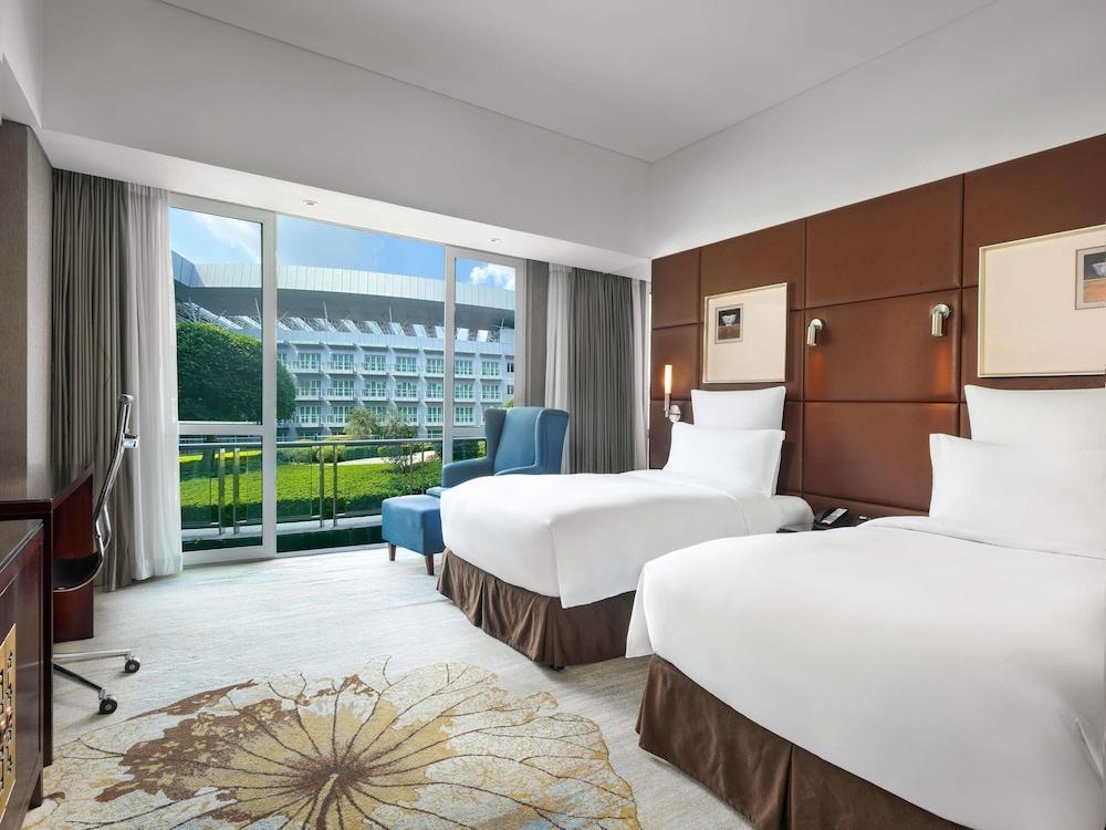 Pullman Guangzhou Baiyun Airport Room Type - Superior Room, 2 Twin Beds