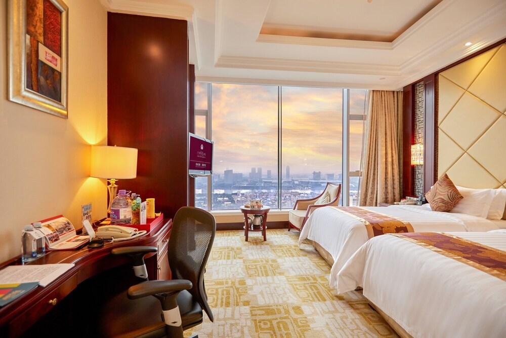 Soluxe Hotel Guangzhou Room Type - Executive Twin Room