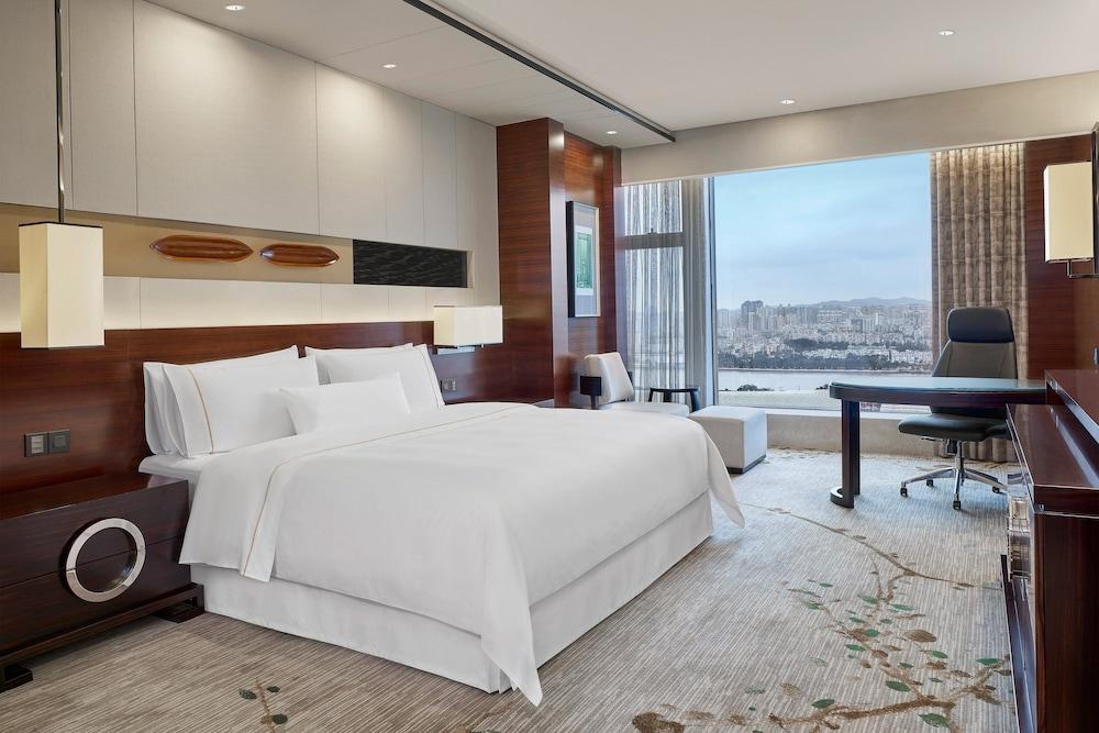 The Westin Pazhou Room Type - Room, 1 King Bed, River View