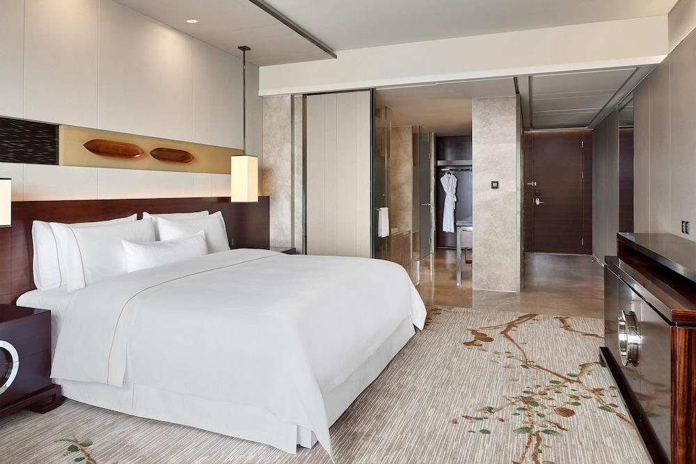 The Westin Pazhou Room Type - Executive Room, 1 King Bed