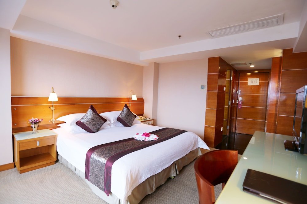 Yihe Hotel Ouzhuang Room Type - Deluxe Double or Twin Room Yihe Hotel Ouzhuang Room Type - Deluxe Double or Twin Room