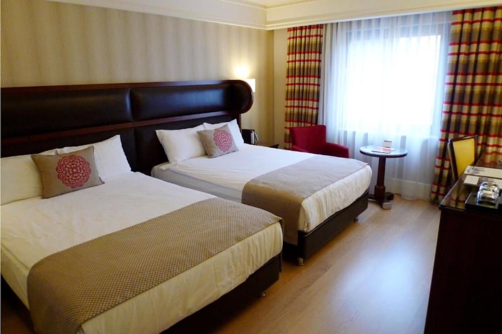 Titanic Comfort Sisli Room Type - Family Room