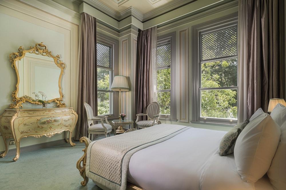 Bosphorus Palace Hotel - Special Class - Tap to explore photos
