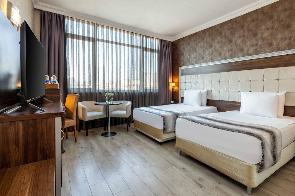 Elite Hotel Dragos Room Type - Double or Twin Room