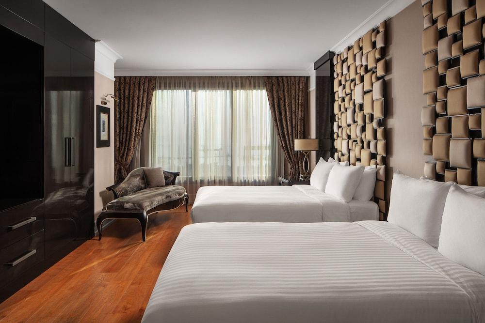 Istanbul Marriott Hotel Pendik Room Type - Suite, 2 Queen Beds (View)