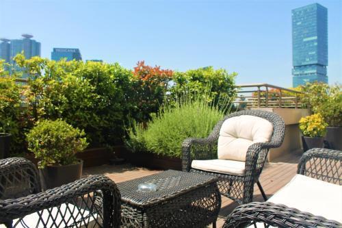 Hyatt Centric Levent Istanbul Room Type - QUEEN SUITE TERRACE