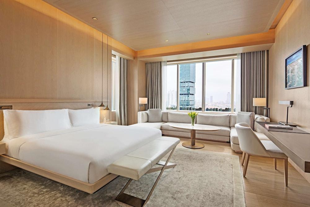 Hyatt Centric Levent Istanbul Room Type - Family Room