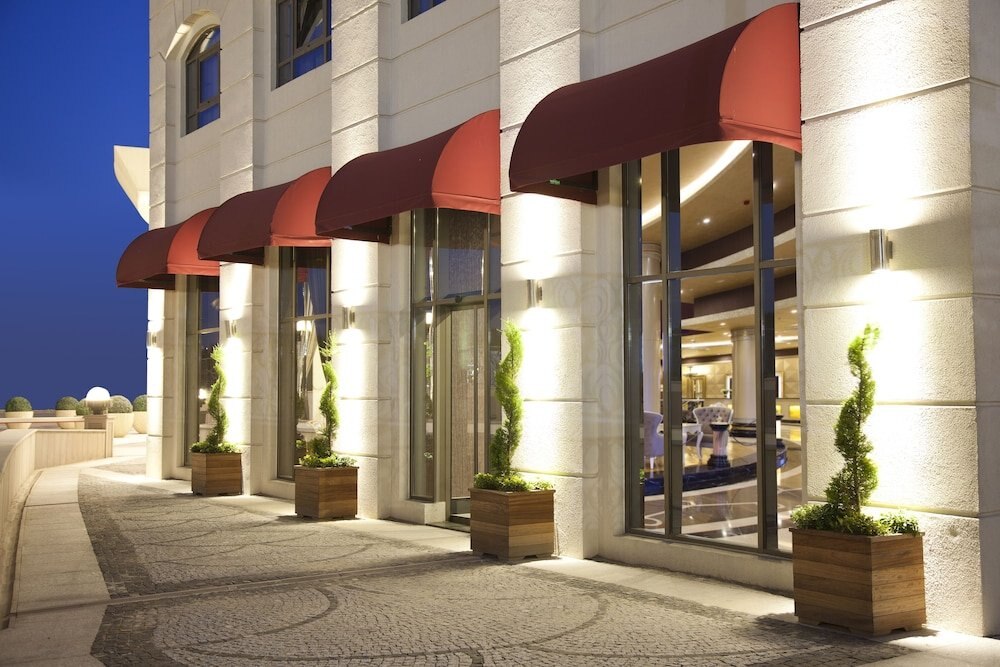 Limak Eurasia Luxury Hotel Istanbul Hotel Price Address Reviews