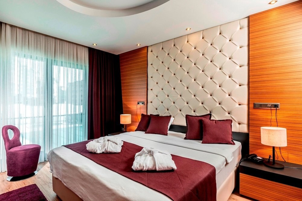 Aydinoglu Hotel - Tap to explore photos
