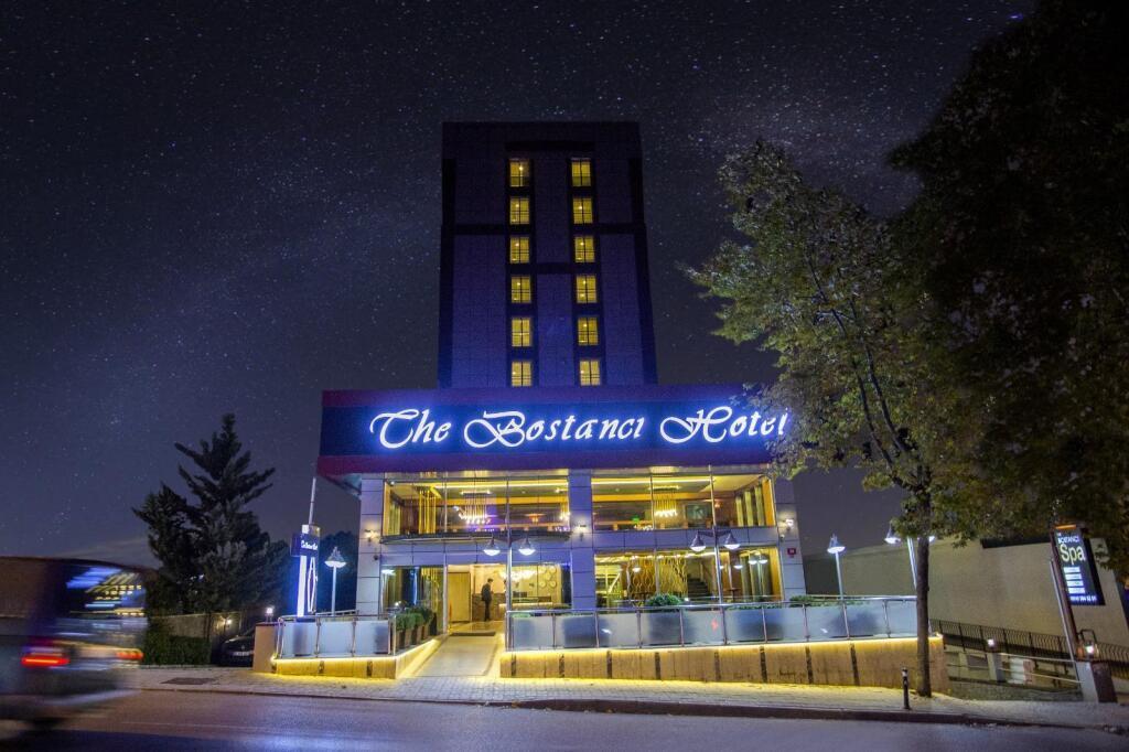 The Bostanci Hotel