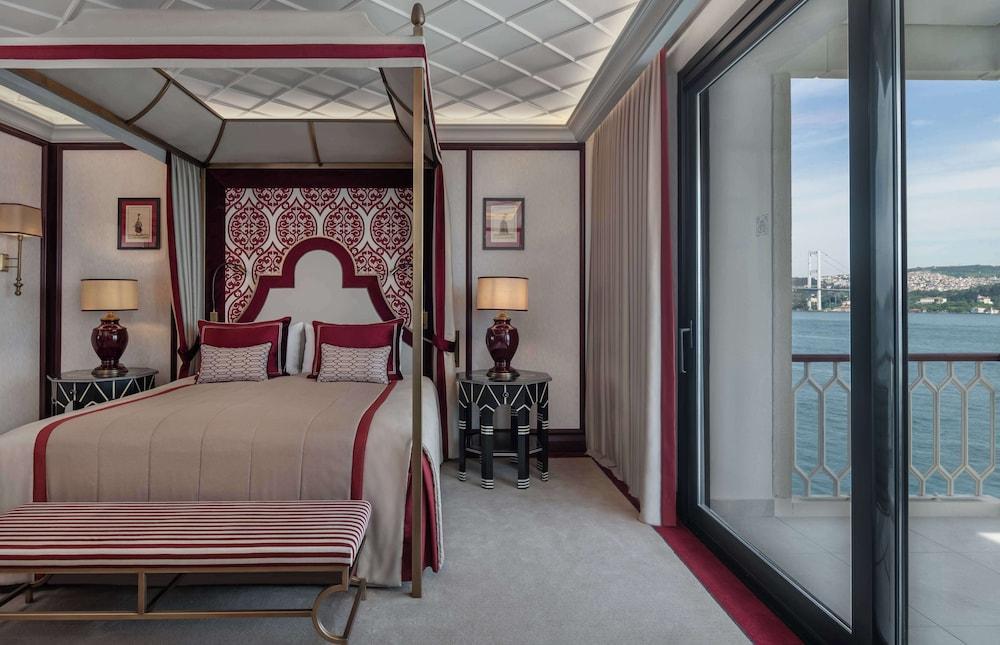 Ciragan Palace Kempinski Room Type - Vali Suite