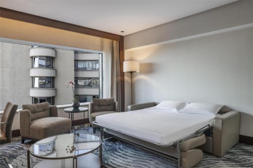 Conrad Istanbul Bosphorus Room Type - Family Suite with City View